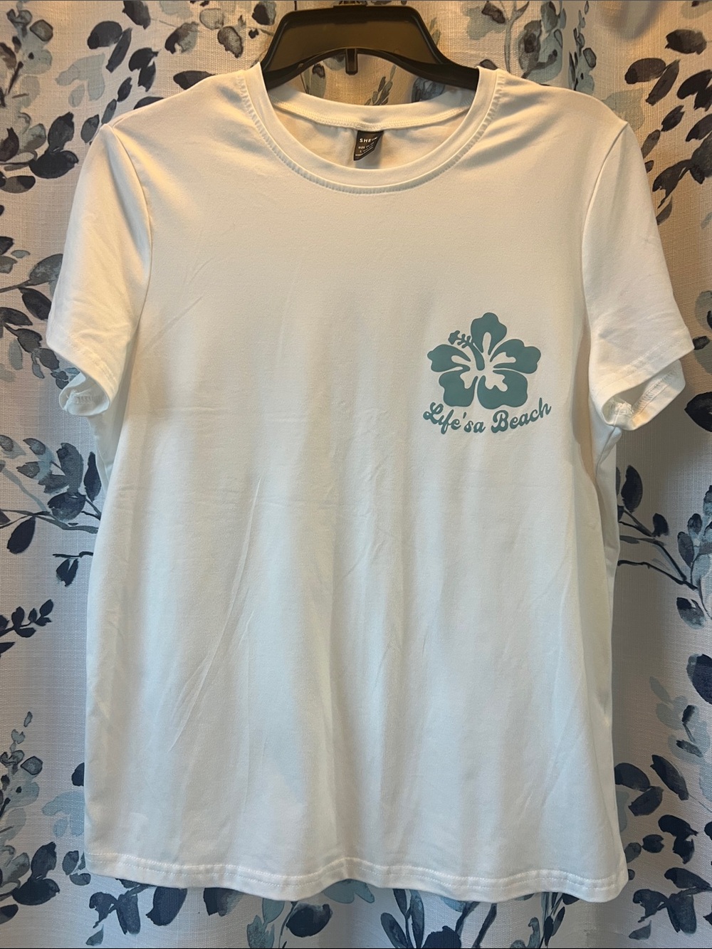 White "Life's a Beach" Tee with Seafoam Hibiscus from SHEIN Sz Large